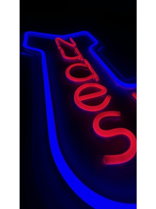 Nudes Here - LED Neon Sign