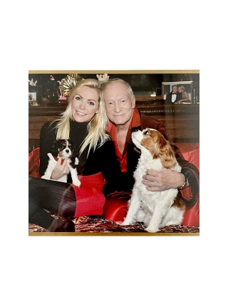 Kaart - Kerst - Playboy -  Hugh Hefner & Crystal en honden Charlie & Lady - Gesigneerd